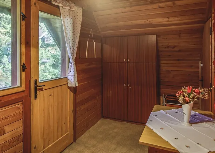 Romantic 木屋 泽高杰斯科