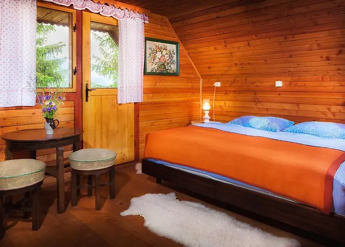 Romantic בקתה זגורניה יזרסקו